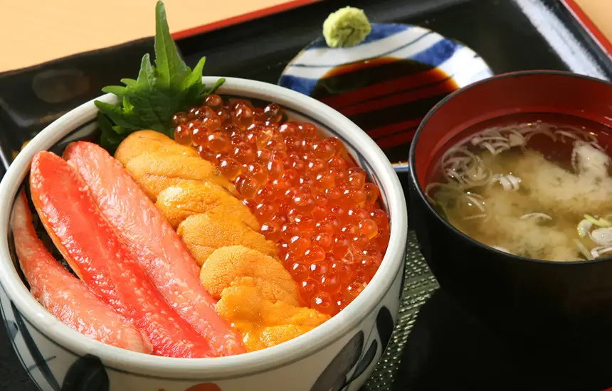 Dishes Featuring Hokkaido's Seafood