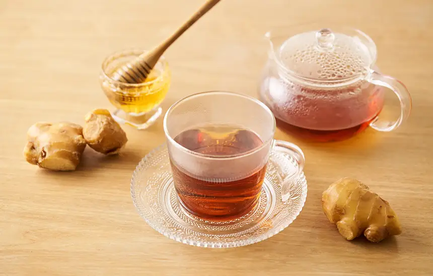 Photos of warm tea or ginger tea, or dishes made with warming ingredients