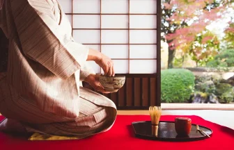 A tea ceremony experience in a tea room